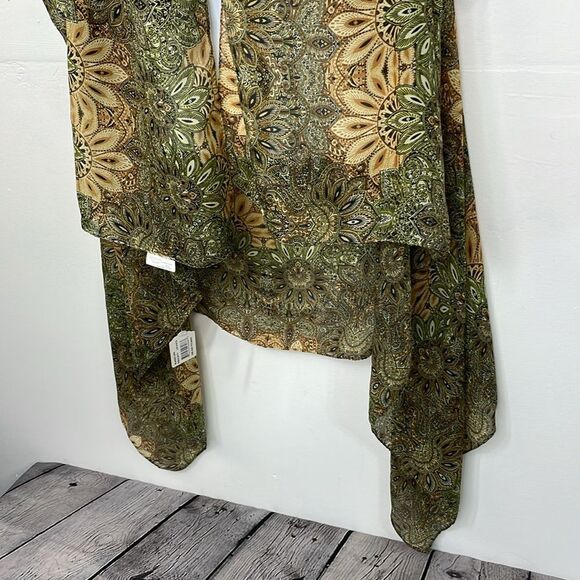 Accents by Lavello Convertible chiffon light weight Green and Tan Patterned Vest - Picture 3 of 15